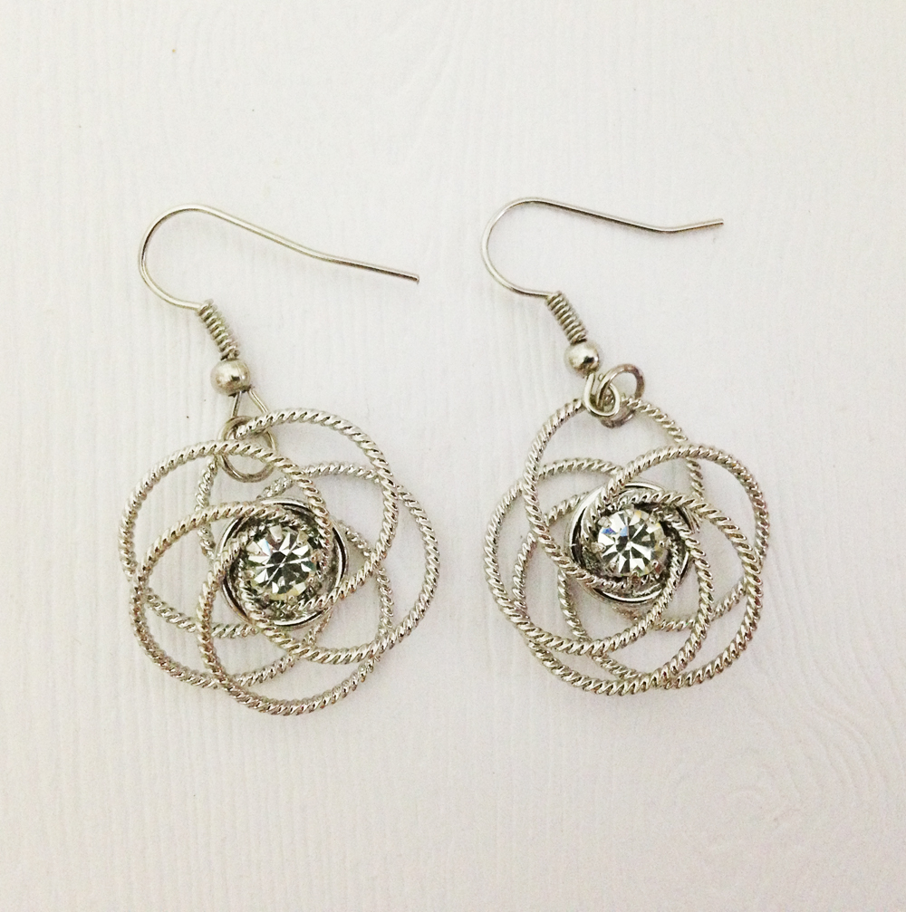 Wire Flower Dangle Earrings - Flower Earrings - Wire Earrings - Flower Jewelry - Flower Accessories