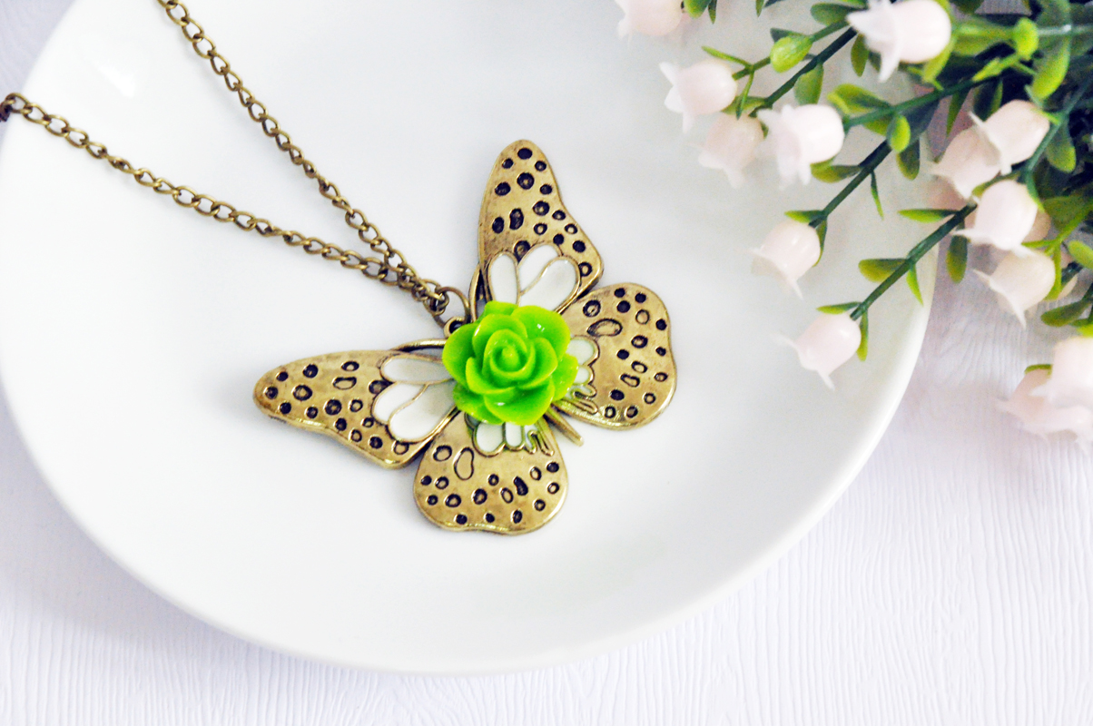 Cute Butterfly Pendant Necklace Antique Bronze - Butterfly Necklace - Butterfly Pendant - Butterfly Jewelry - Butterfly Accessories